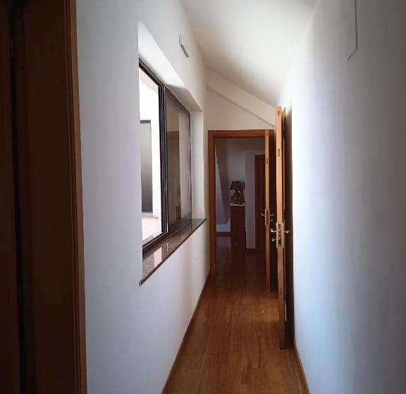 اتاق استاندارد چهار تخته, Villa Grande