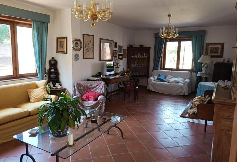 اتاق استاندارد چهار تخته, Villa Grande