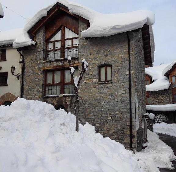 Junior Suite, Abadia Del Pirineo