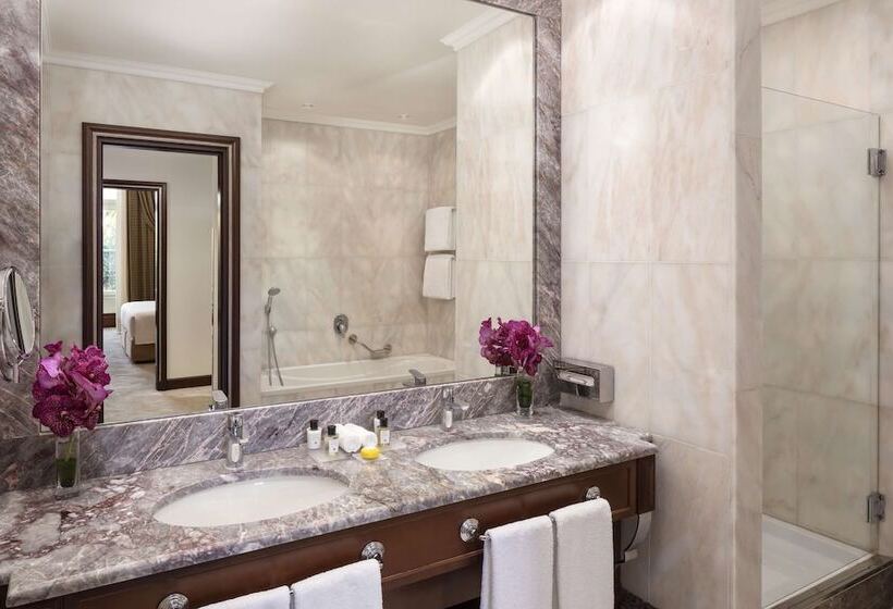 可观景的小型套房, Anantara Palazzo Naiadi Rome Hotel   A Leading Hotel Of The World