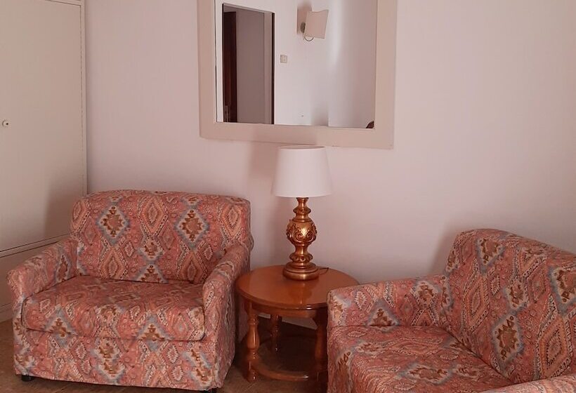 اتاق استاندارد, Andromaco Palace