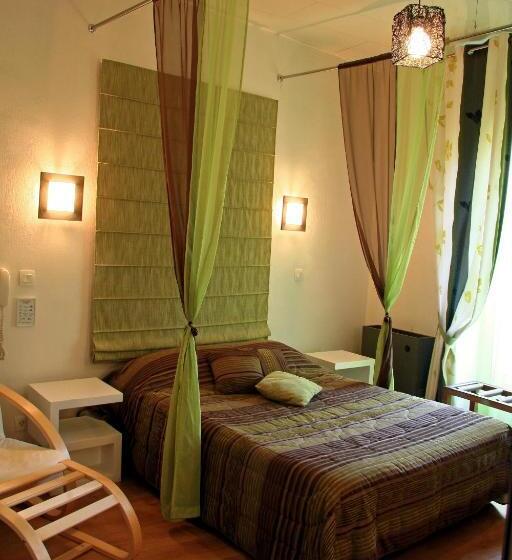 اتاق استاندارد, Logis Hôtel Restaurant Grand Hôtel De Lyon