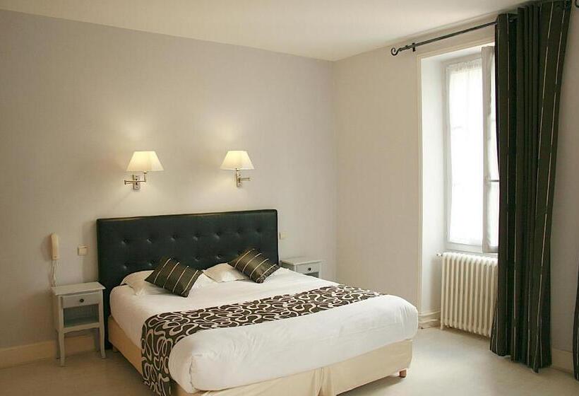 اتاق استاندارد سه نفره, Hôtel Restaurant Plaisance Piscine Couverte Et Chauffée  Proche Sarlat
