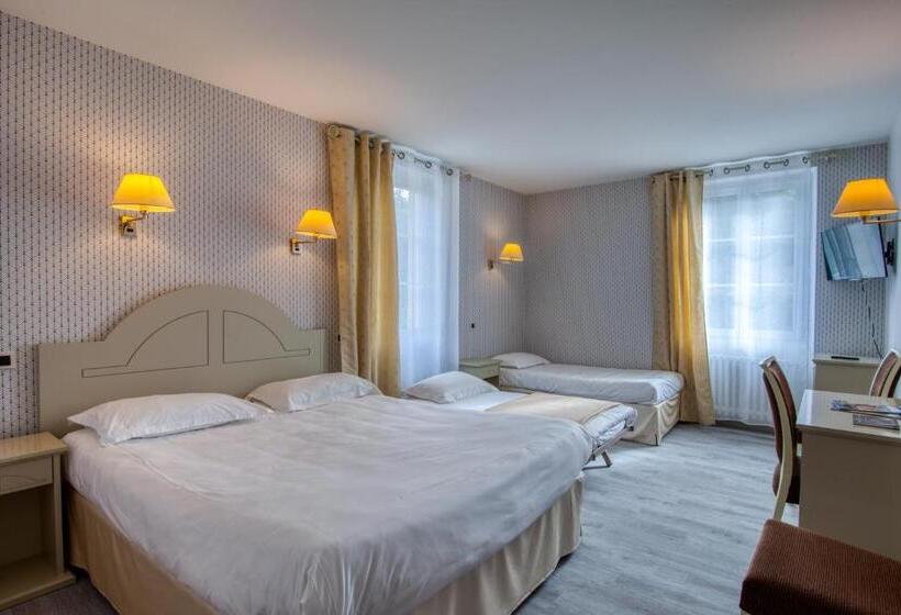 اتاق استاندارد چهار تخته, Hôtel Restaurant Plaisance Piscine Couverte Et Chauffée  Proche Sarlat