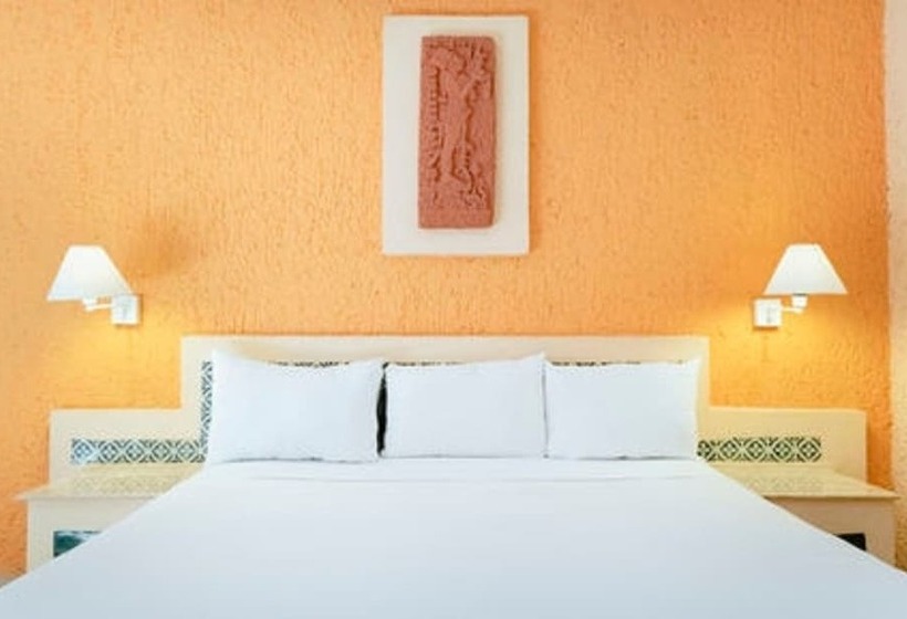 سوییت جونیور با چشم‌انداز دریا, Iberostar Waves Quetzal
