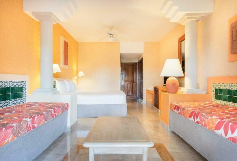 سوییت جونیور, Iberostar Waves Quetzal