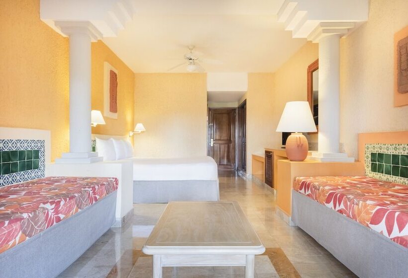 سوییت جونیور با چشم‌انداز دریا, Iberostar Waves Quetzal