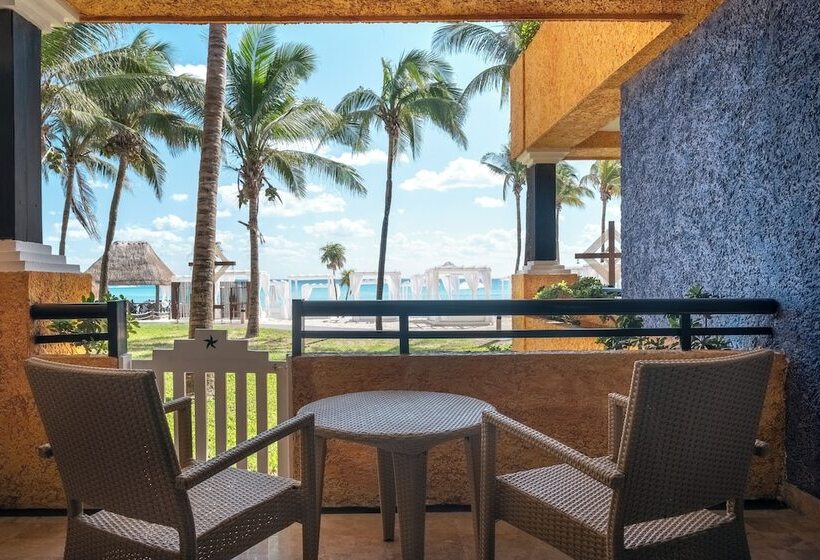سوییت جونیور با چشم‌انداز دریا, Iberostar Waves Quetzal