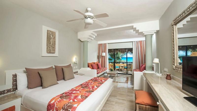 سوییت جونیور با چشم‌انداز دریا, Iberostar Waves Quetzal