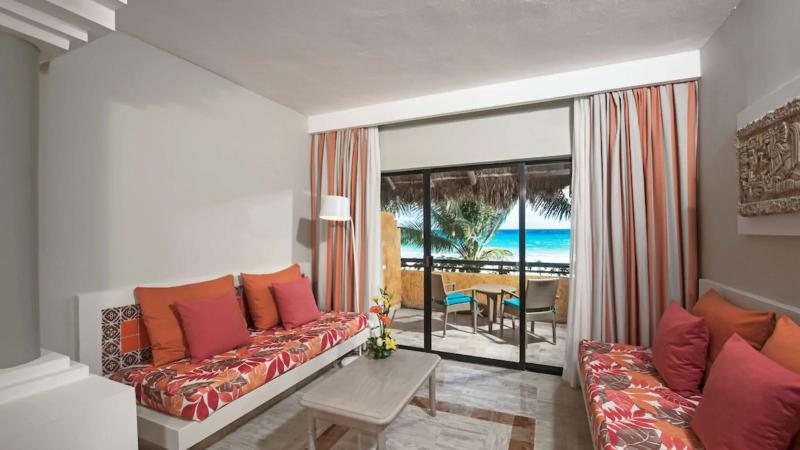 سوییت جونیور با چشم‌انداز دریا, Iberostar Waves Quetzal