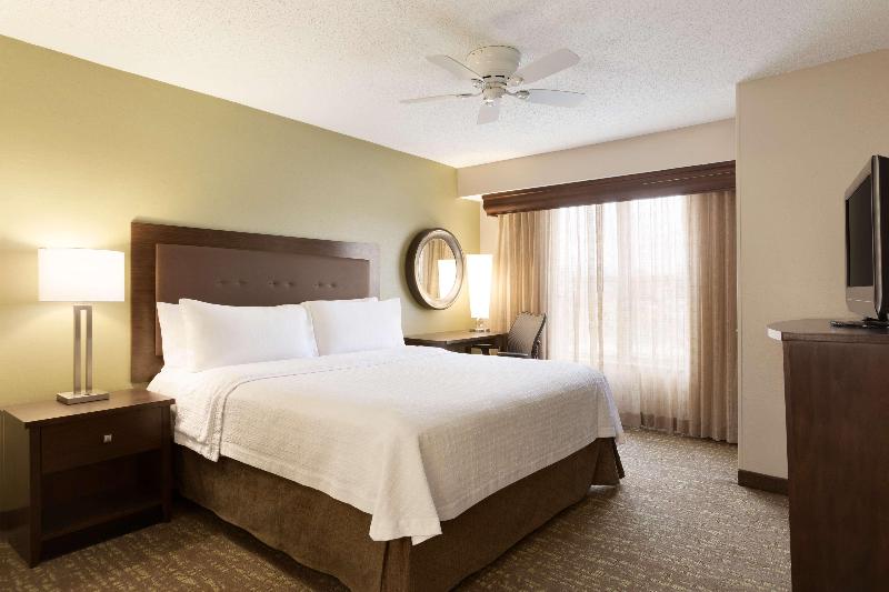 اتاق اکونومی, Iberostar Waves Quetzal