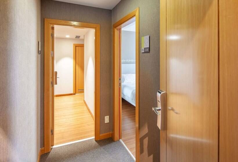 اتاق استاندارد, Ibis Styles Pamplona Noain