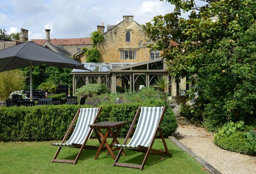 اتاق استاندارد یک نفره, The Manor House