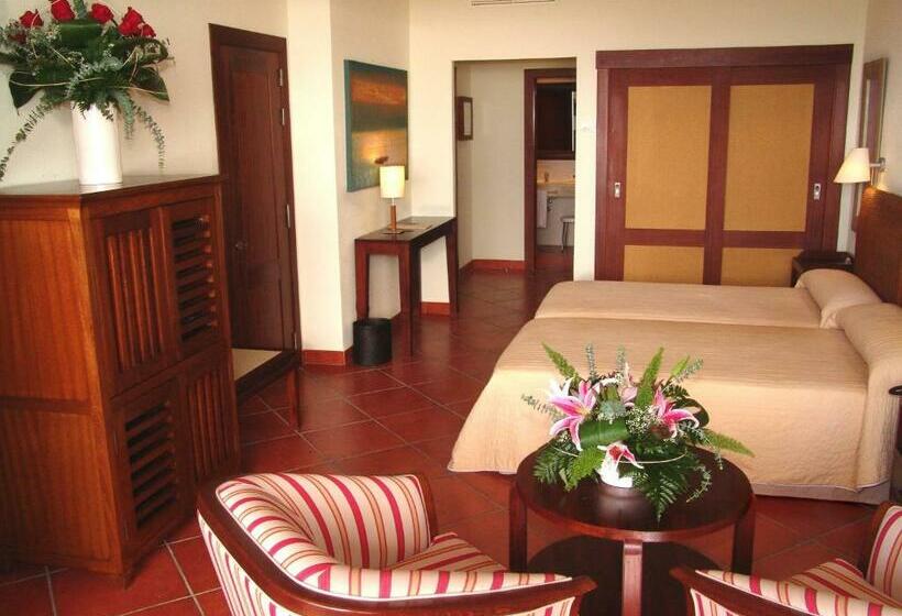 Номер Стандарт, Puerto Antilla Grand Hotel