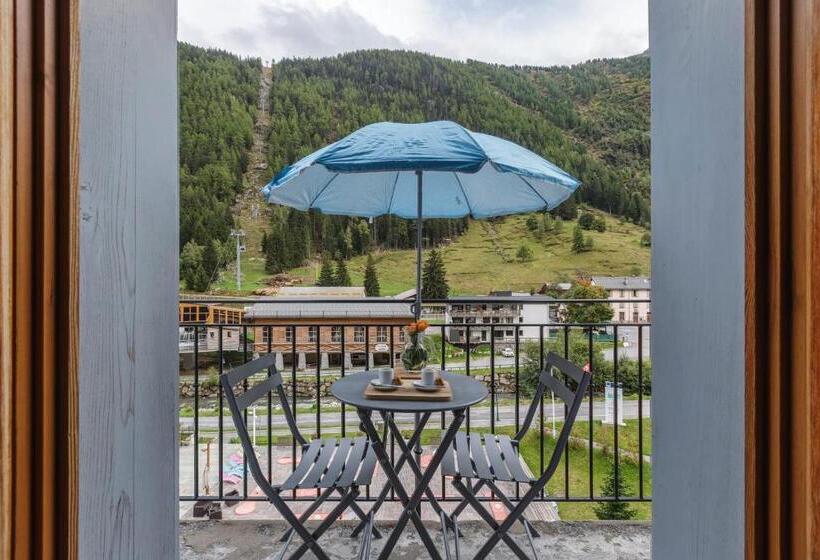 3 Bedroom Apartment, Residence And Spa Vallorcine Montblanc