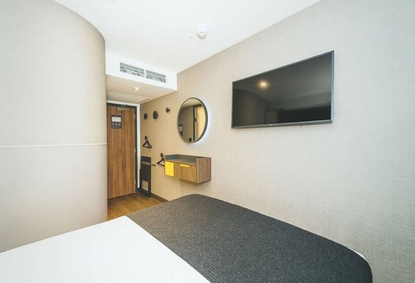 اتاق استاندارد برای معلولان, Point A London Liverpool Street