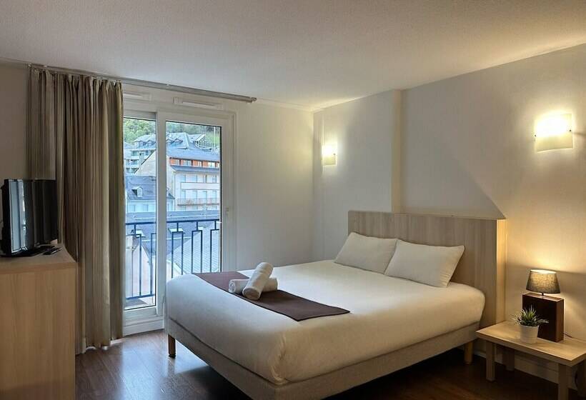 标准工作室, Garden & City Cauterets Balneo