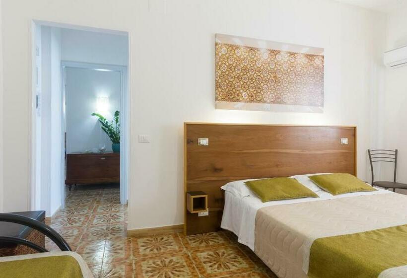 اتاق استاندارد سه نفره, B&b Villa Ginevra