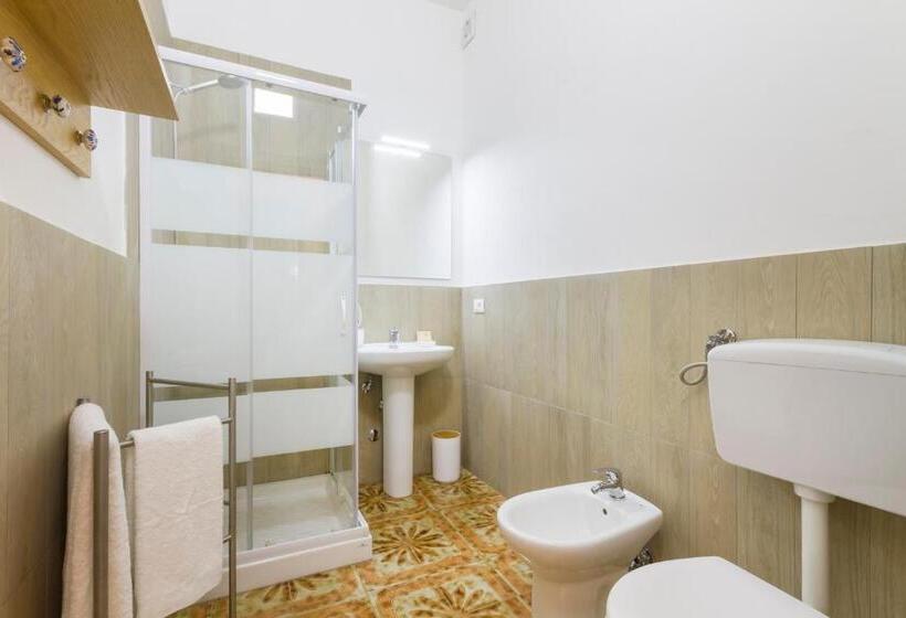 اتاق استاندارد با بالکن, B&b Villa Ginevra