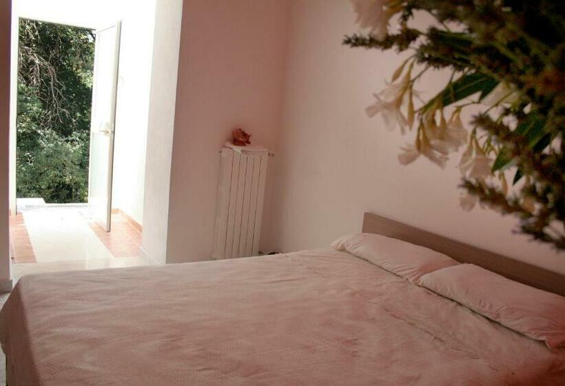 اتاق استاندارد با تراس, Agriturismo Parcodainonni