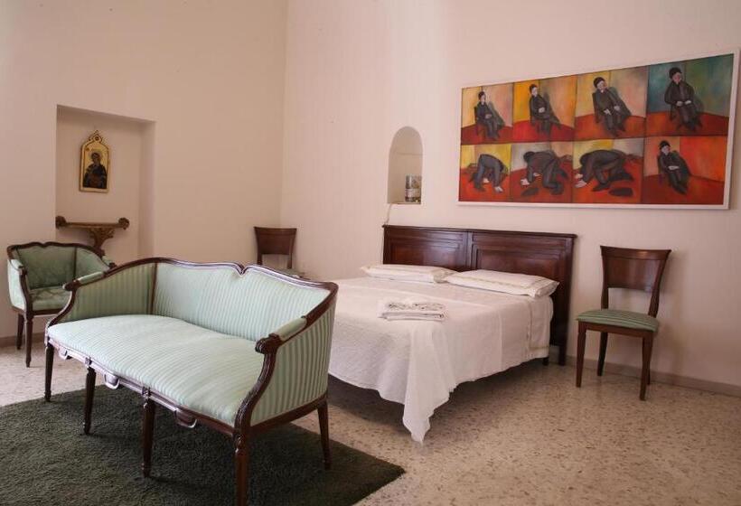 اتاق لوکس, Casa Catalano