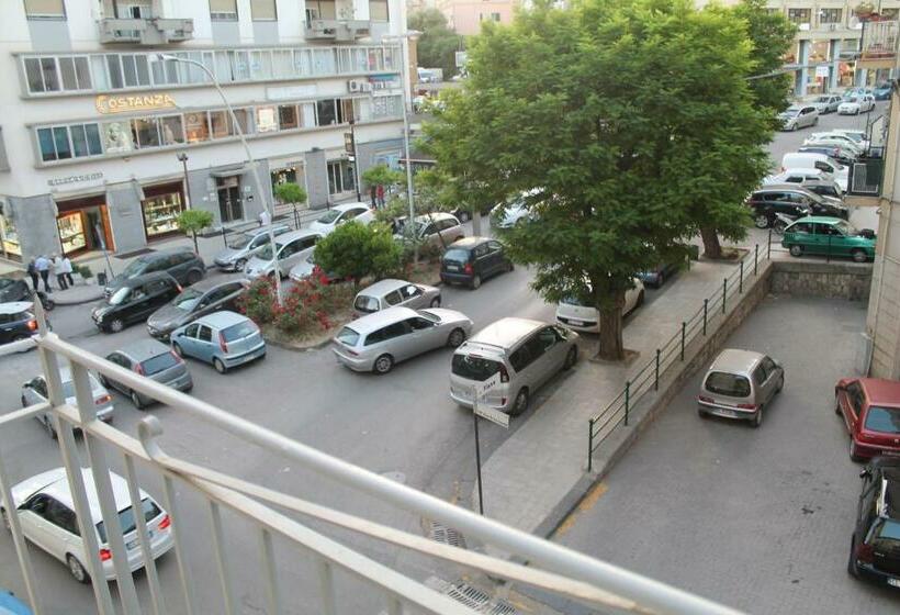 اتاق لوکس, Vacanze Home
