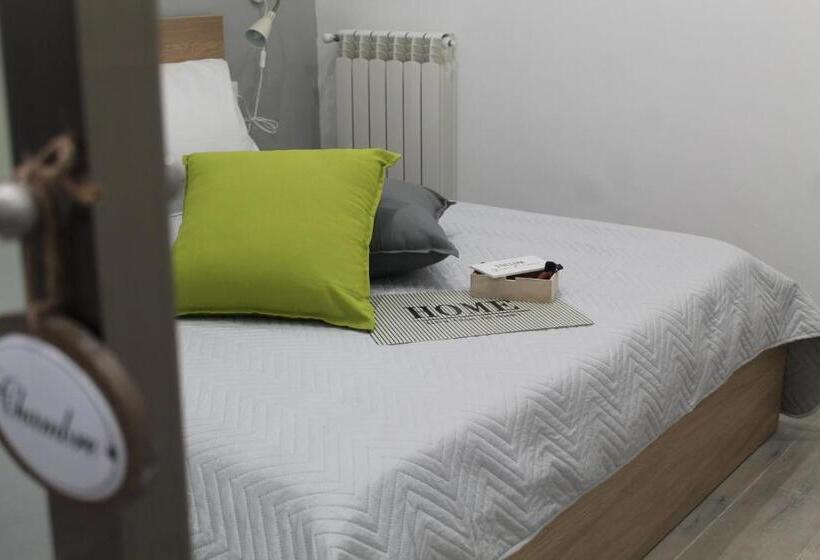 اتاق لوکس, Vacanze Home