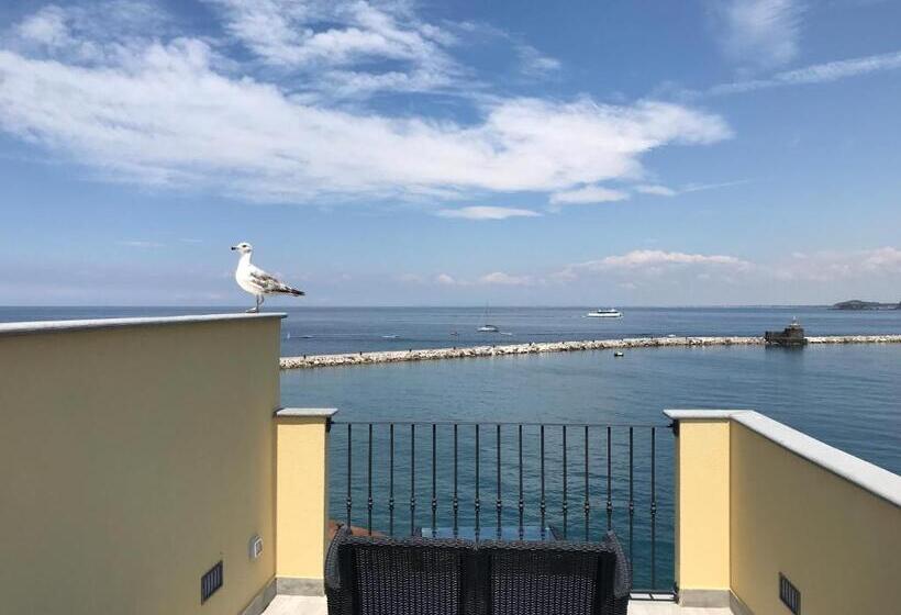 اتاق استاندارد با وان آب گرم, Vento Di Mare