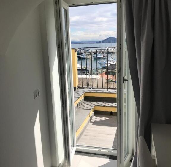اتاق استاندارد با وان آب گرم, Vento Di Mare