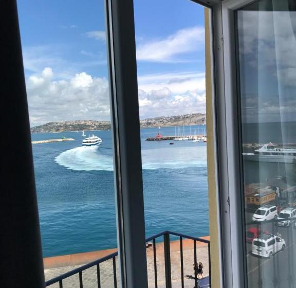اتاق استاندارد با چشم‌انداز دریا, Vento Di Mare