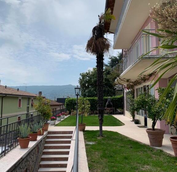 ویلای 1 خوابه, Villa Ai Colli