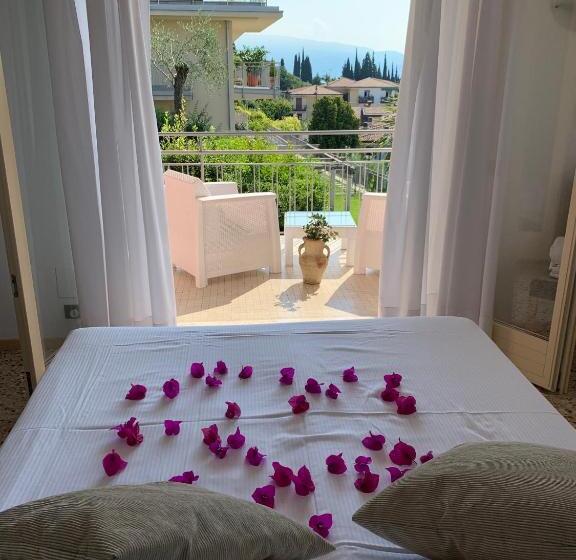 ویلای 1 خوابه, Villa Ai Colli