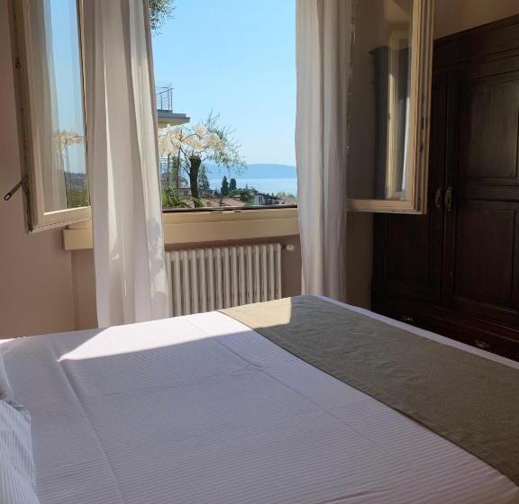 ویلای 1 خوابه, Villa Ai Colli