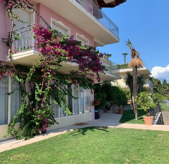 ویلای 1 خوابه, Villa Ai Colli