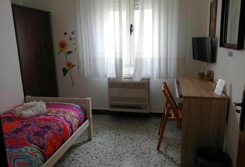 带花园景观的标准三人间, B&b Galletto
