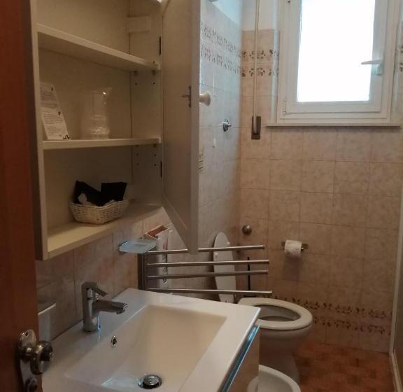 带花园景观的标准三人间, B&b Galletto