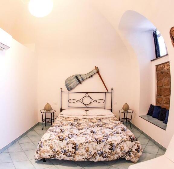 اتاق راحتی سه تخته, B&b La Grotta Marina