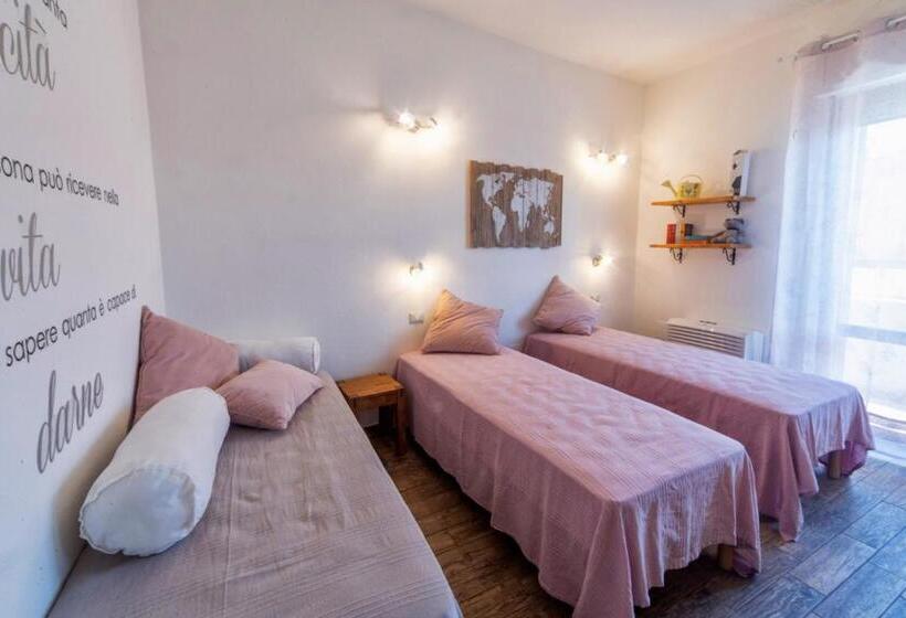 اتاق استاندارد سه نفره, Bed & Breakfast Alba