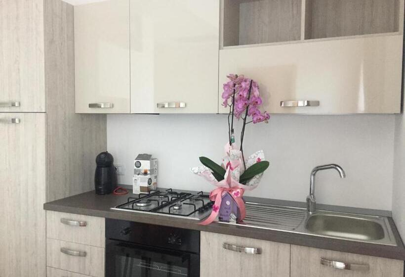 اتاق استاندارد با چشم‌انداز باغ, B&b L  Aurora