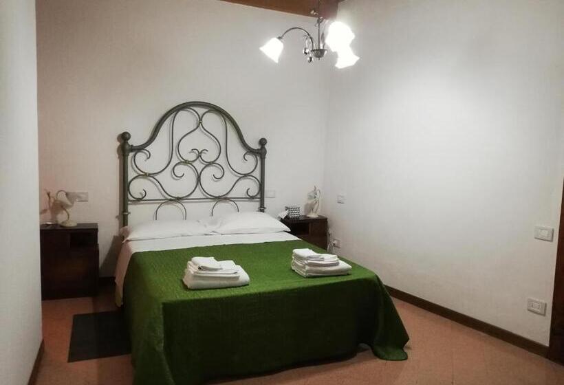 اتاق استاندارد, B&b Al Borgo