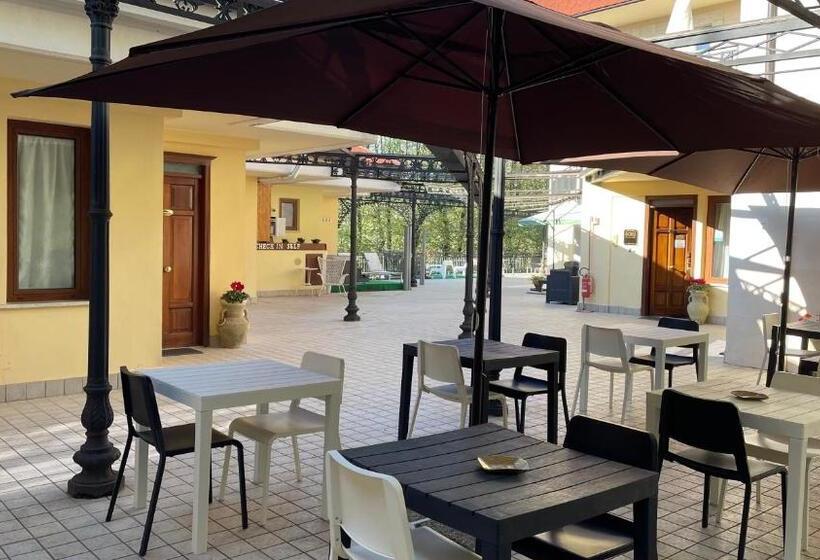 اتاق استاندارد با تخت بزرگ, La Contessa B&b