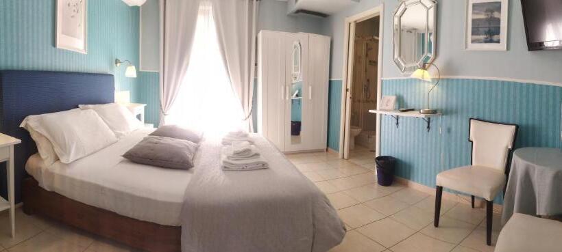 اتاق استاندارد با تخت بزرگ, La Contessa B&b
