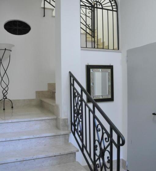 اتاق استاندارد یک نفره, B&b Largo Barile