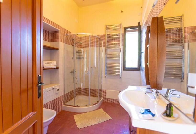 Standard room with outdoor bath, Bed&breakfast Villa Mamma Grazia