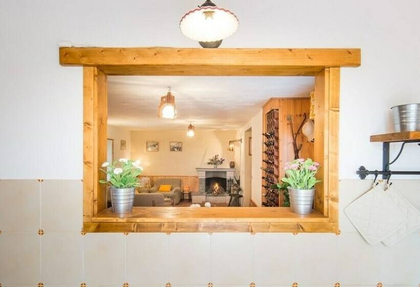 آپارتمان خانوادگی, B&b La Marella