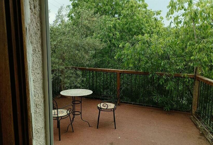 اتاق استاندارد, Fattoria La Tana Della Volpe