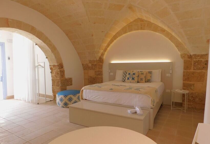 سوییت جونیور با بالکن, Masseria Malvindi