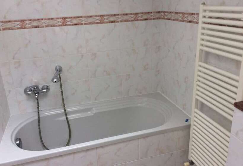 استودیو استاندارد با چشم‌انداز, Residence Palm Beach