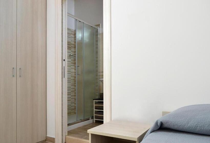 اتاق استاندارد یک نفره, B&b Santa Lucia, Rapolla