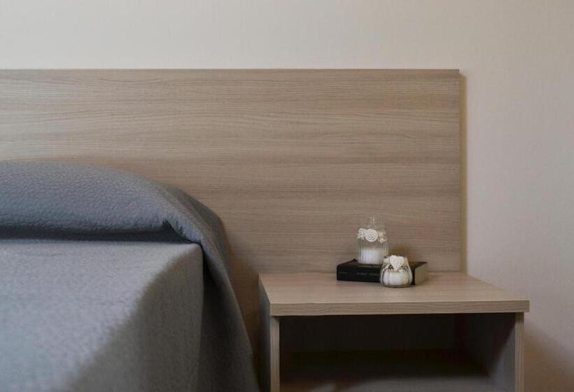 اتاق لوکس با چشم‌انداز شهر, B&b Santa Lucia, Rapolla